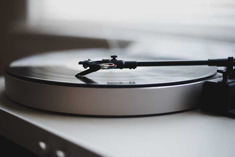 vinyl turntable record player minimal