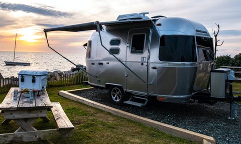 Airstream Caravel