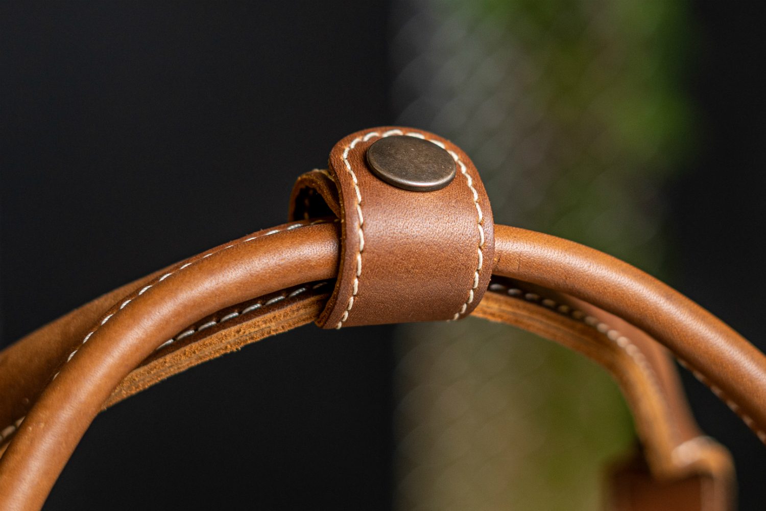 pad and quill leather briefcase giveaway 4