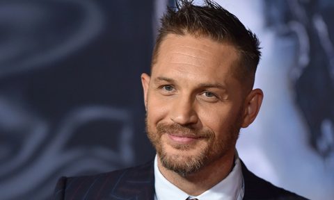 Tom Hardy at Venom Premiere with Spiky Locks with an Undercut hairstyle