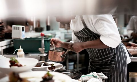 french technique chef sauce