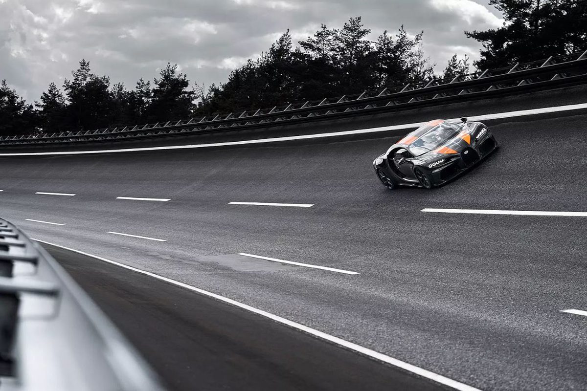 Chiron Super Sport 300+ Coupe