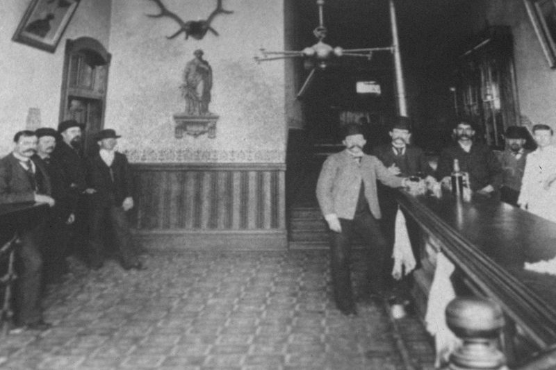 Geiser Saloon Geiser Grand Hotel