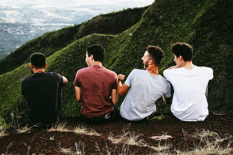 how to make friends as an adult travel