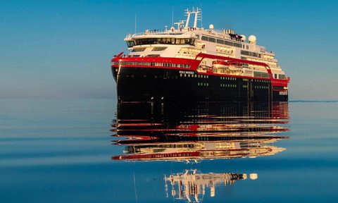 Hurtigruten Roald AmundsenRoald Amundsen