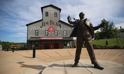 jim beam american stillhouse airbnb bean statue