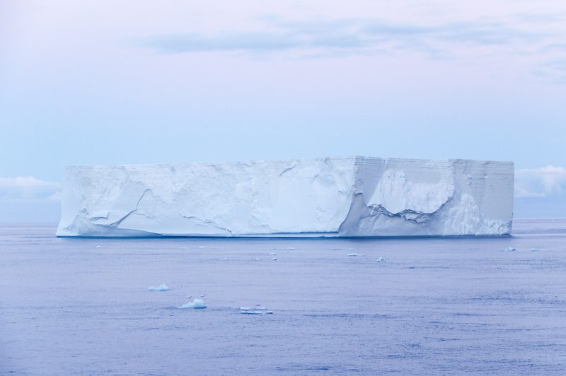 antartica icebergs
