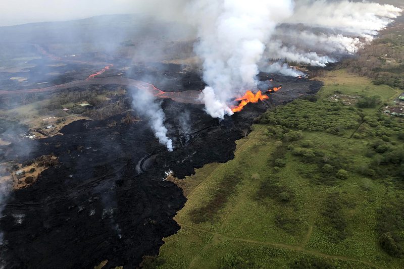 Hawaii Kilauea volcano 2018 eruption