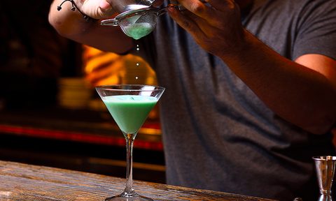 grasshopper cocktail drink