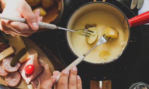 Cheese fondue potato dip
