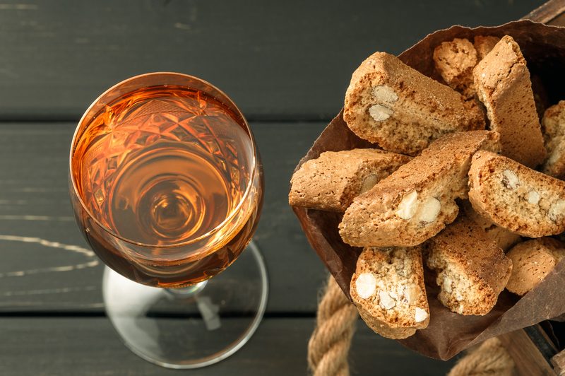 italian biscotti with vin santo wine