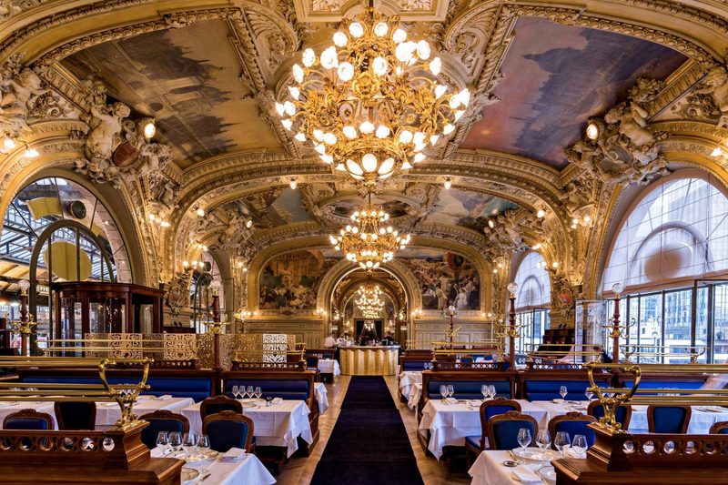 Le Train Bleu