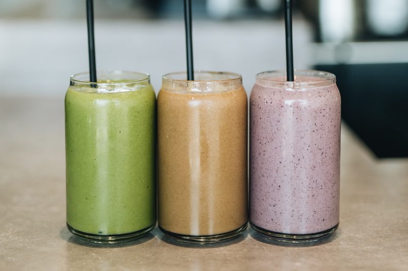 making smoothies at home