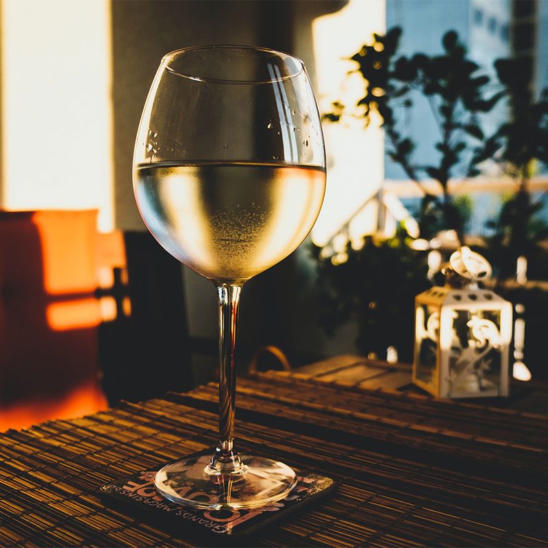 Albarino white wine