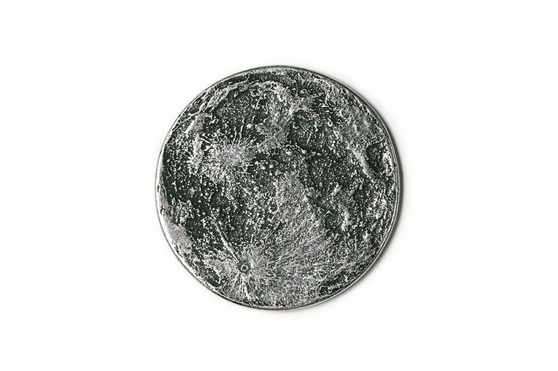Cool Material Full Moon Silver Coin