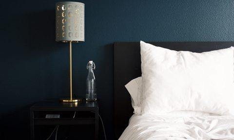 safara new hotel booking subscription service bed lamp