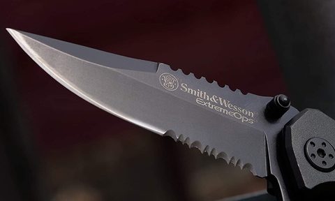 Smith and Wesson Extreme Ops Folding Knife