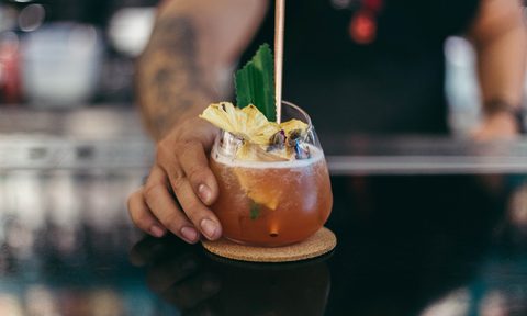 3 easy liquor infusions jia shum fn8f byxvqs unsplash