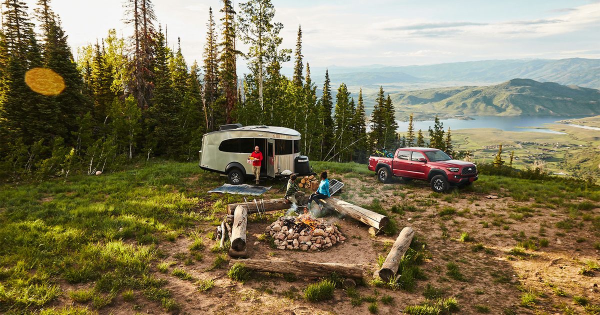 Best RV Rentals for Road Tripping in Colorado in 2022 - The Manual