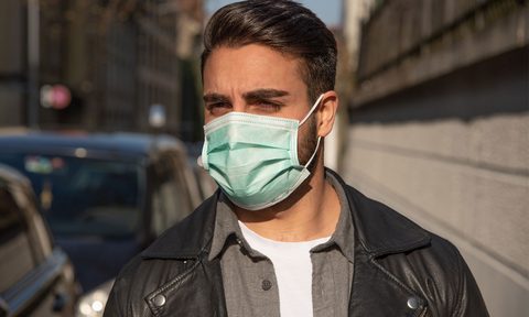 how to treat maskne man wearing mask 2020
