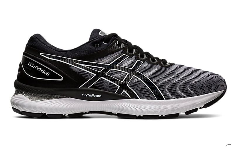 Asics Gel-Nimbus 22 on a white backdrop.