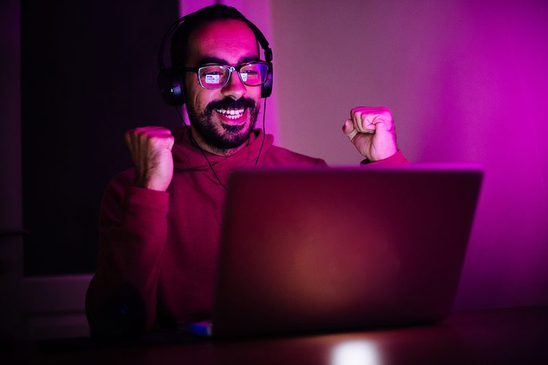 Man playing e-sports