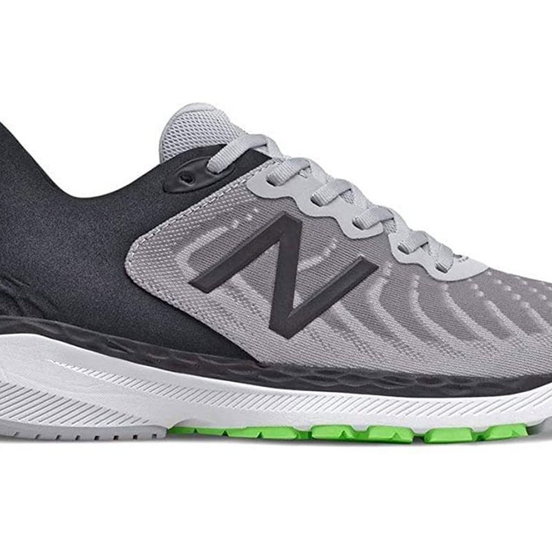 New Balance Fresh Foam 860v11 in a white background.