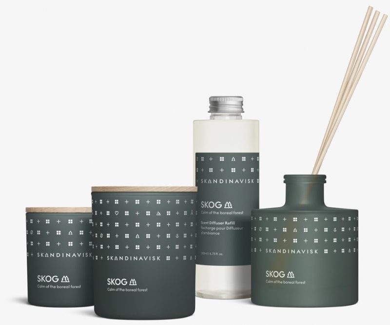 A set of Skandinavisk Skog Scent Diffuser on a white background.