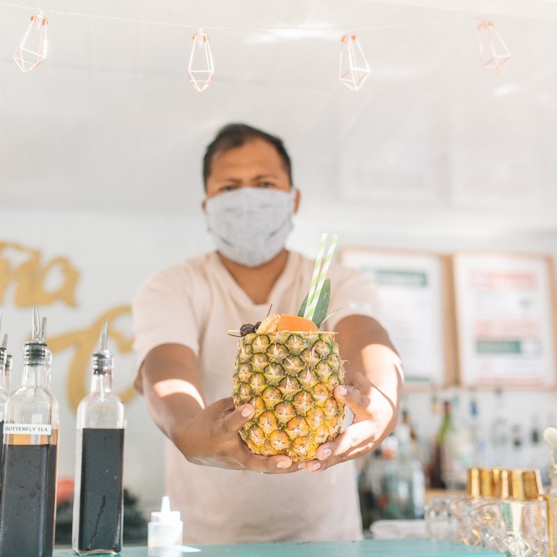 Tropicale Pina Colada in Pineapple