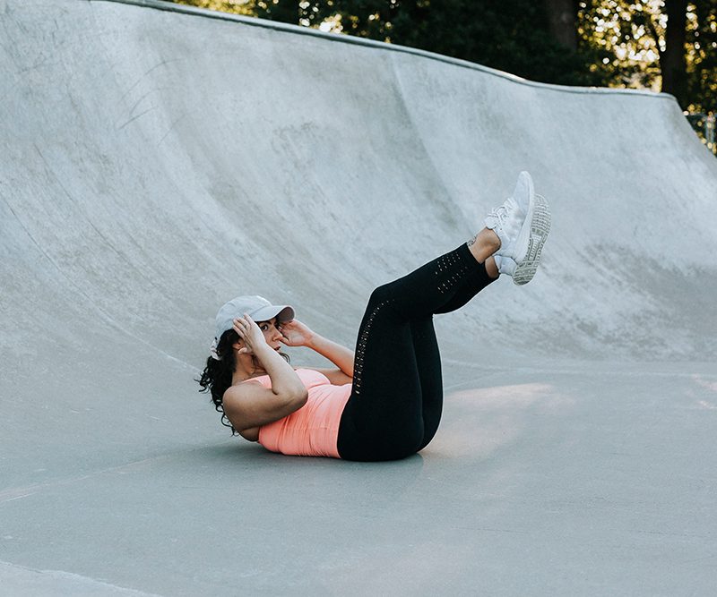 Woman doingcrunches