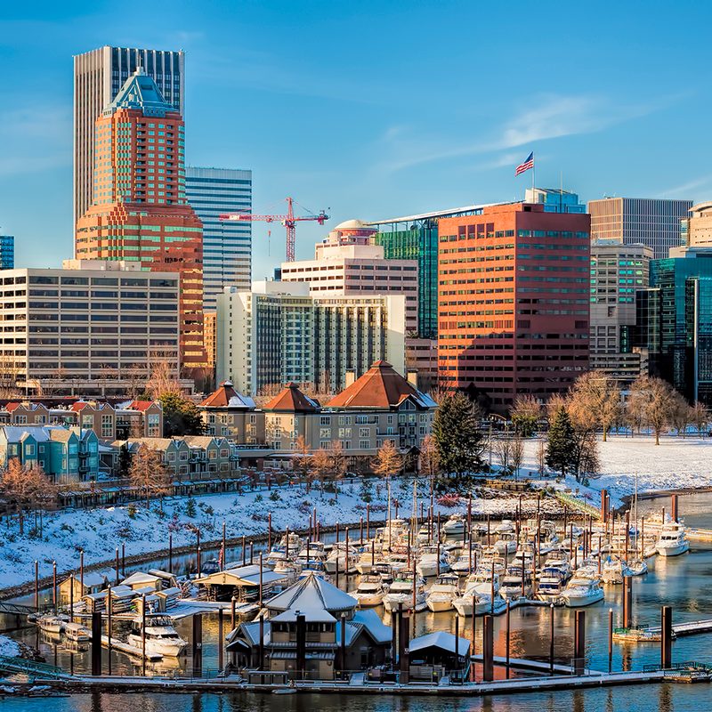 city of portland oregon skyline.