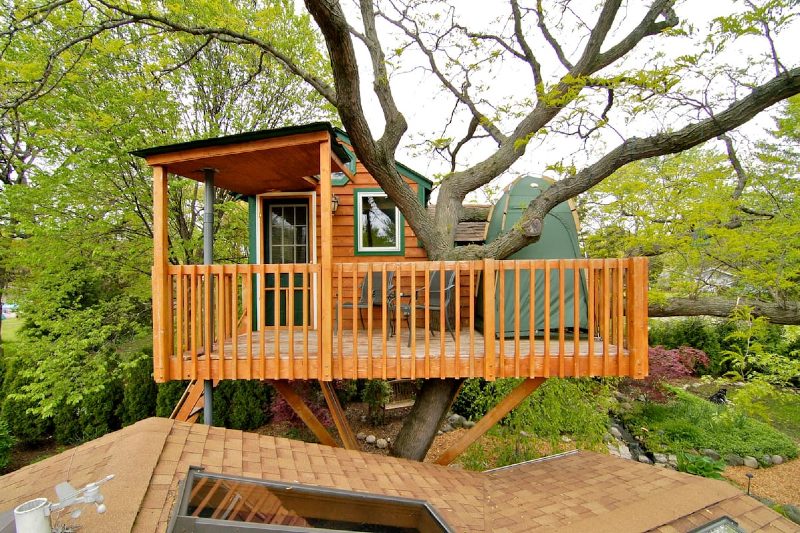 Enchanted Garden Treehouse, Schaumburg, Illinois