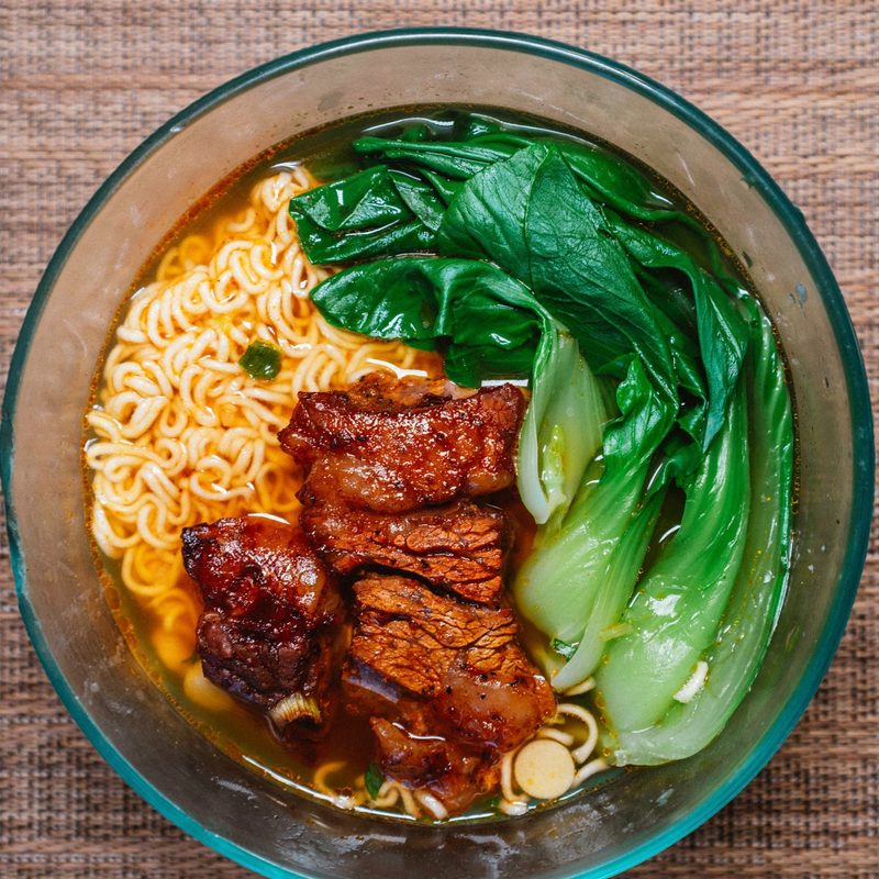 Ramen with meat and veggies
