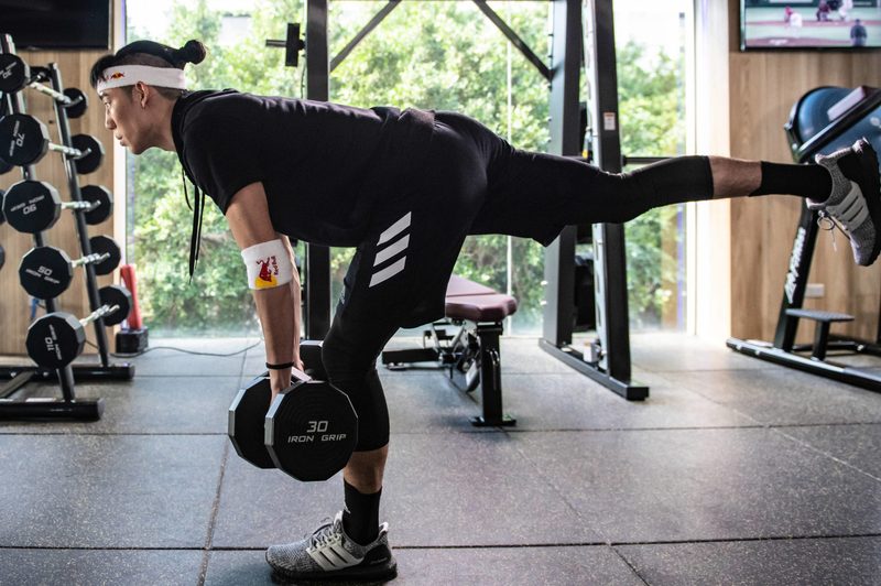 Dumbbell single leg, straight leg Romanian deadlift