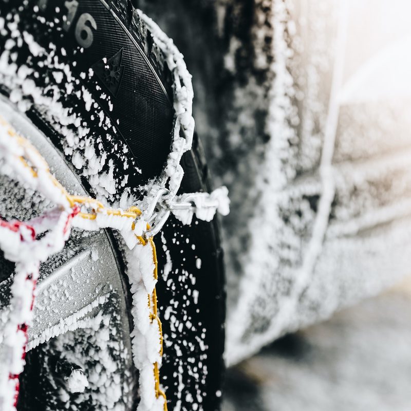 Tire chain in the winter