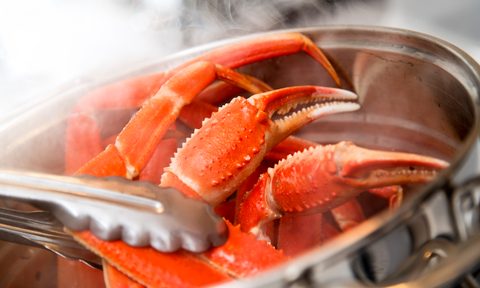 Cooking crab legs