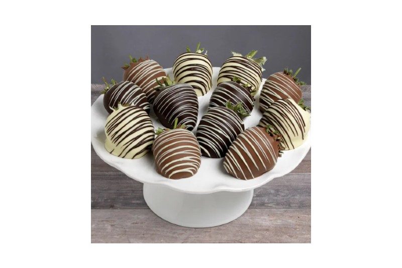 Gourmet Gift Baskets-Triple Chocolate-Covered Strawberries.
