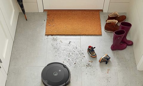 The iRobot Roomba 692 cleaning the floor