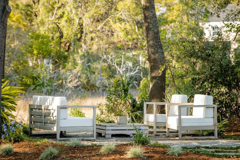 Marshfront Cottage Airbnb in Charleston, South Carolina