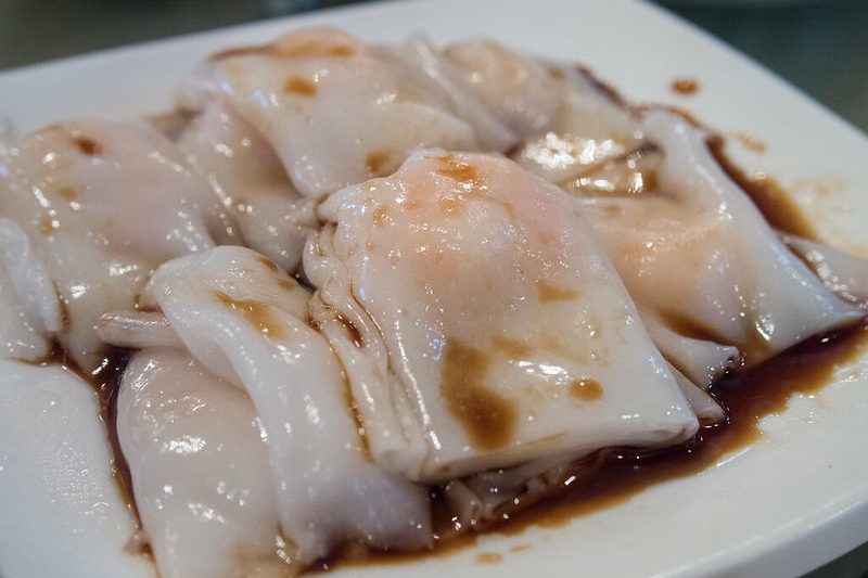 Cheung fun (steamed rice roll)