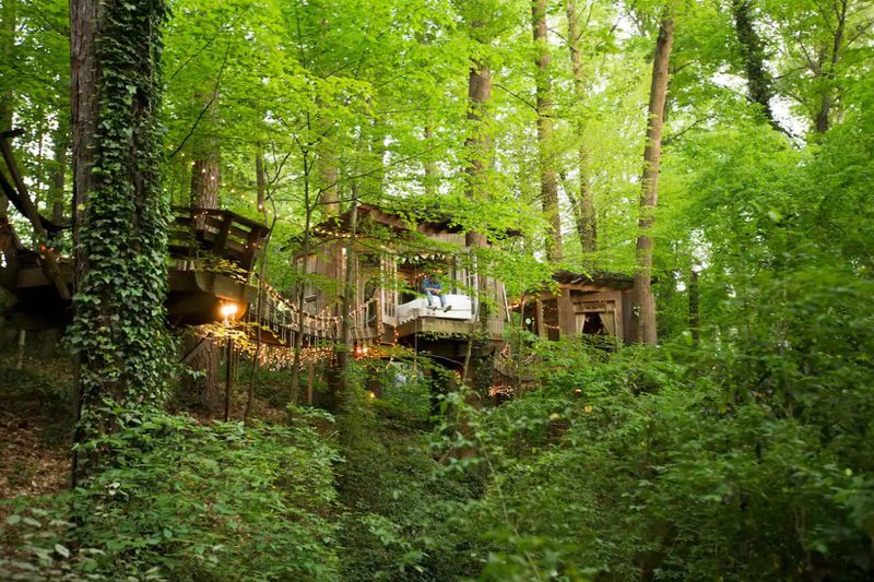 Secluded Treehouse Airbnb in Atlanta, Georgia