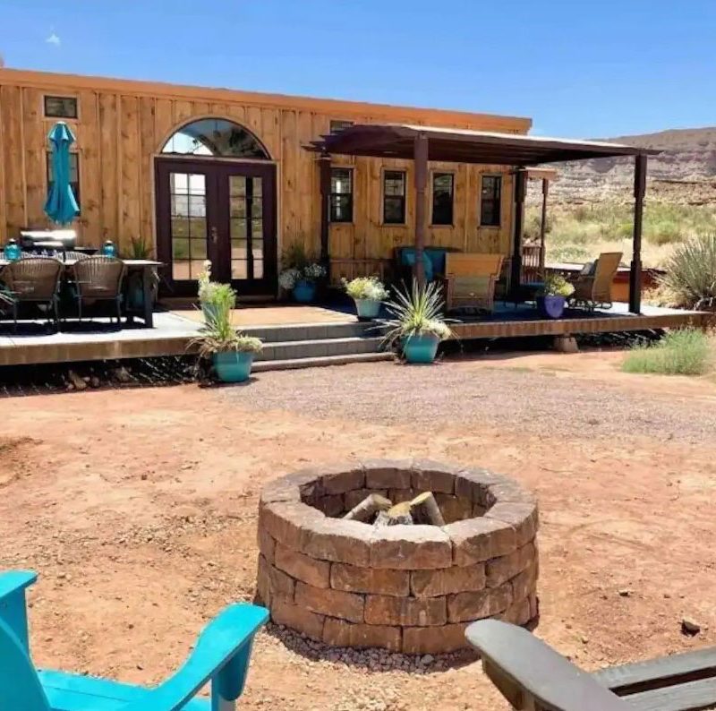 The Ark Tiny House Mountain Getaway Near Zion National Park.