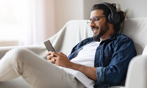 Man listens to podcast