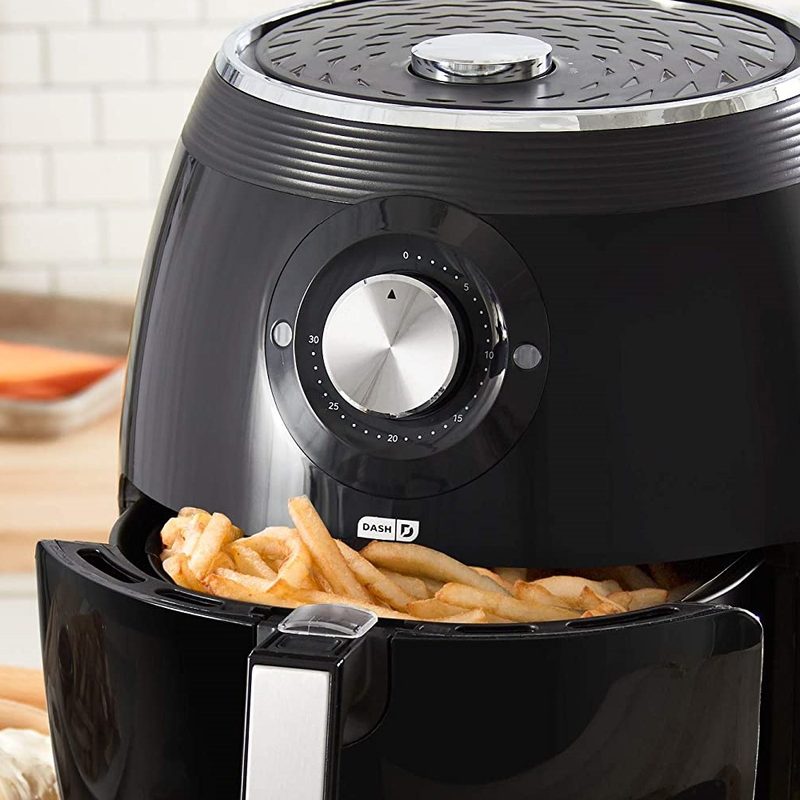 Dash 6-Quart Deluxe Electric Air Fryer.