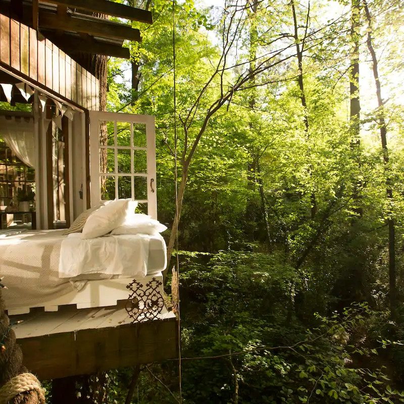 Bedroom of treehouse cabin in Atlanta