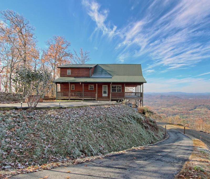 Blue Ridge Mountain Top Cabin Rental in Marble, North Carolina