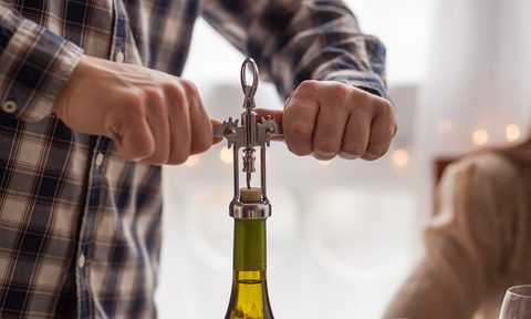 how to use a wine opener 2021