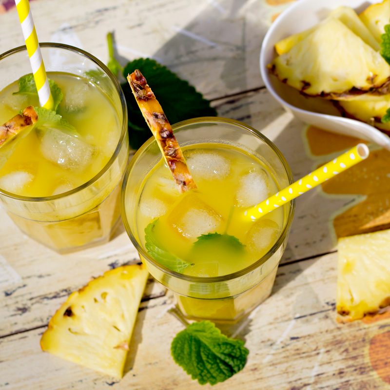 Two glasses with pineaples