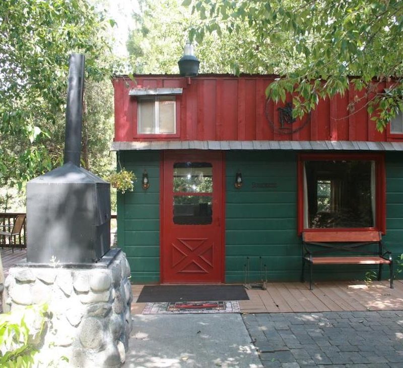 western cabin in Wyoming