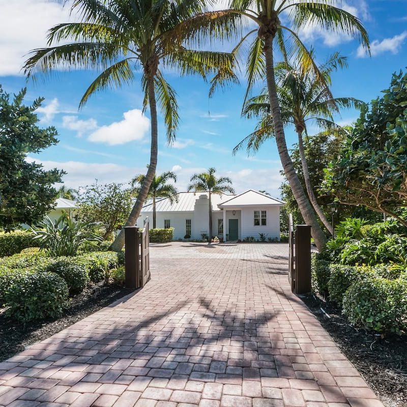 North Longboat Key Beach Retreat